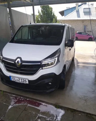renault świętokrzyskie Renault Trafic cena 85000 przebieg: 258000, rok produkcji 2019 z Świecie